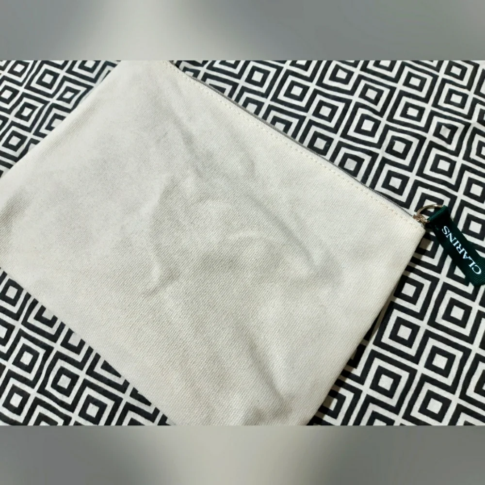 CLARINS cosmetics or make up storage bag [BRAND NEW] - Picture 4 of 12